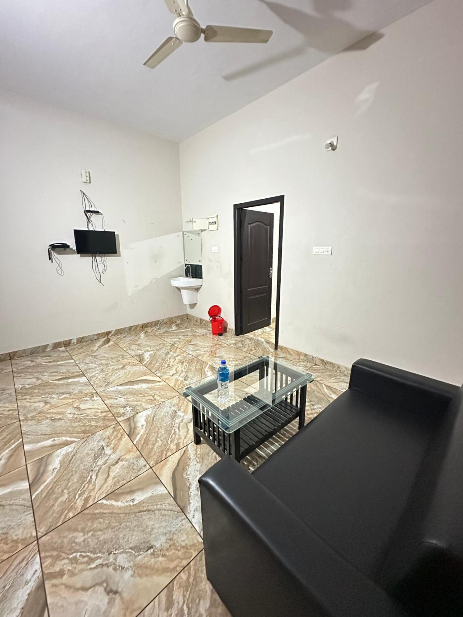 Zahir Residency Hotel Kondotty Luaran gambar
