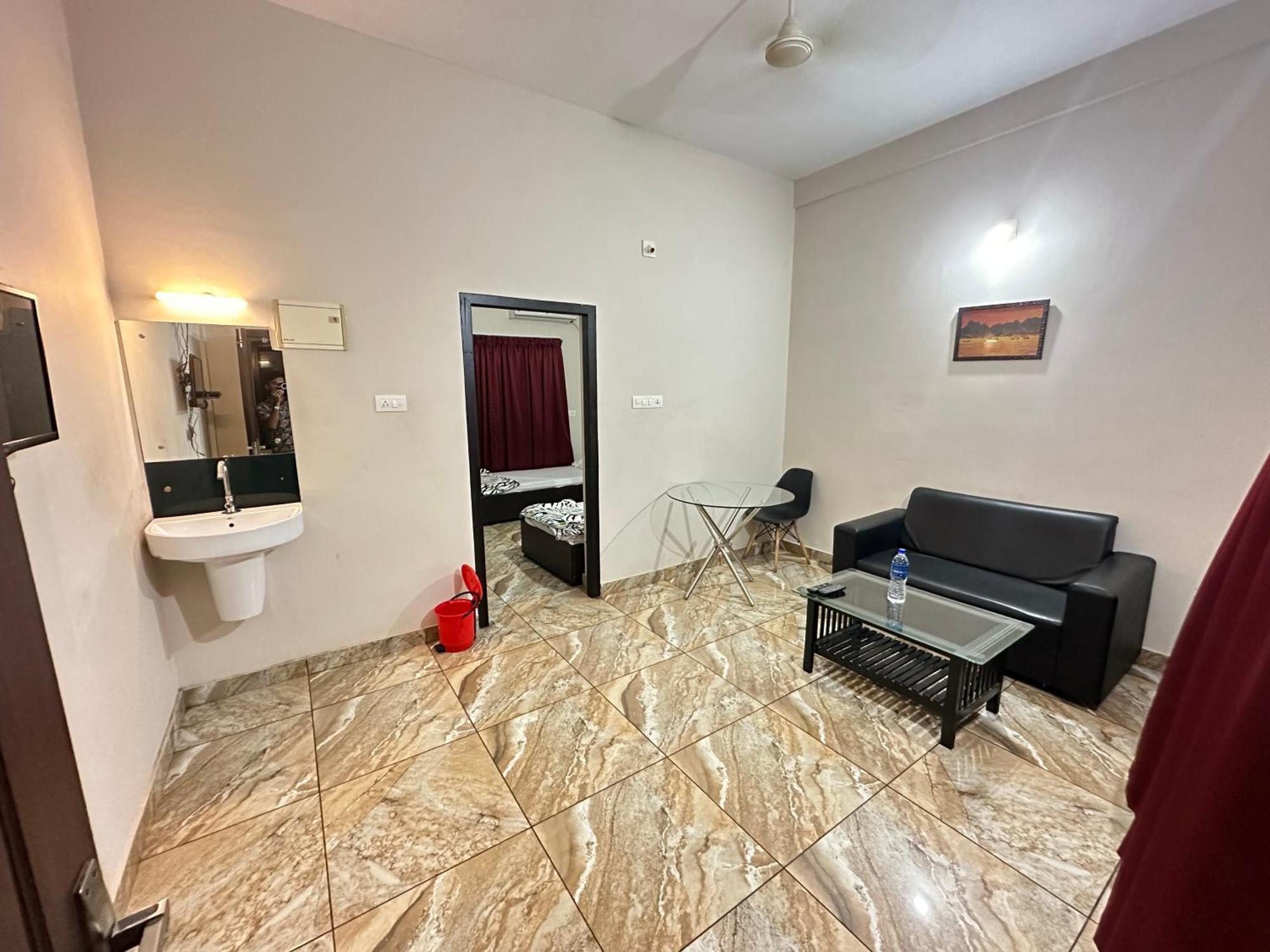 Zahir Residency Hotel Kondotty Luaran gambar
