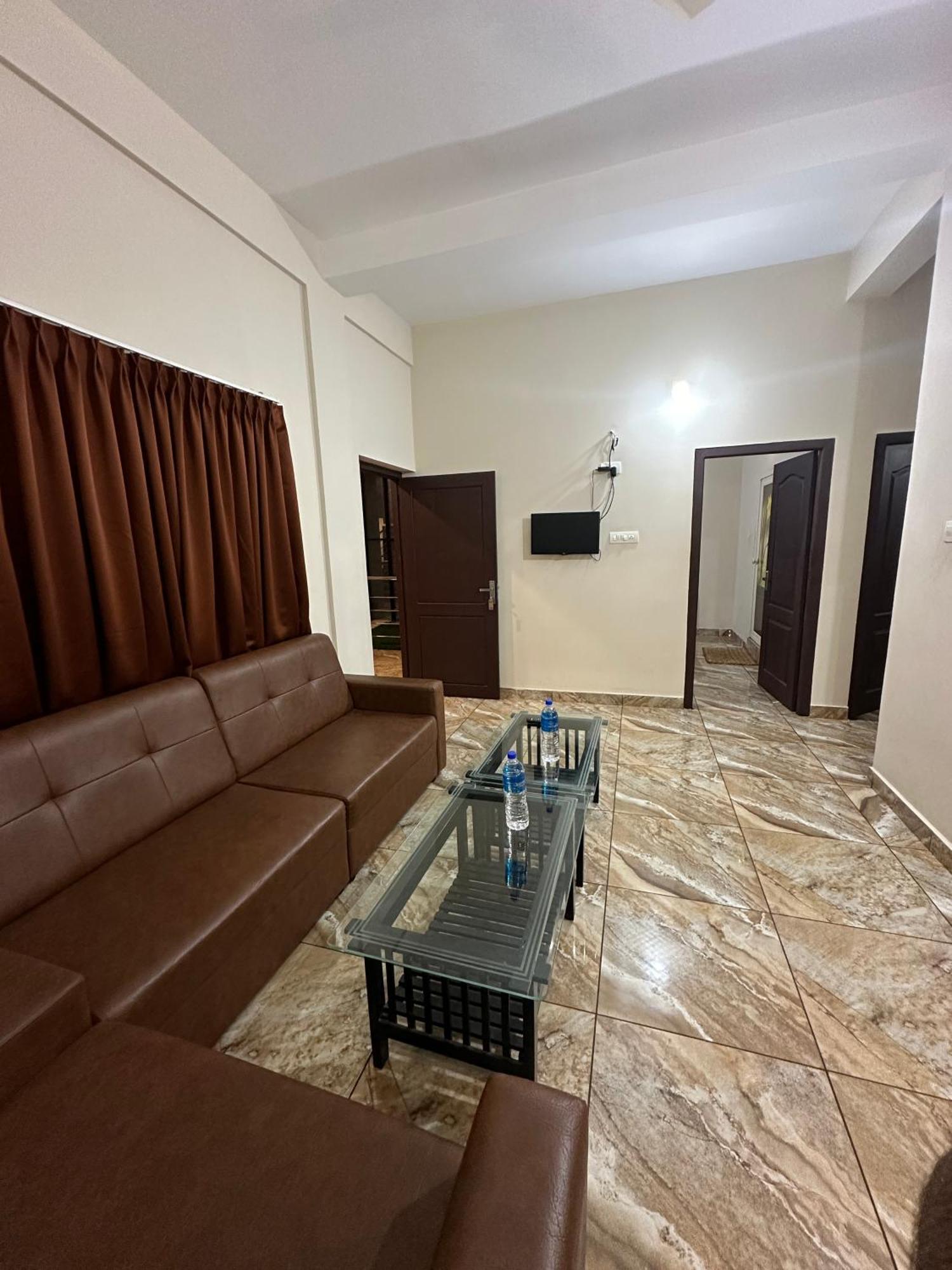 Zahir Residency Hotel Kondotty Luaran gambar