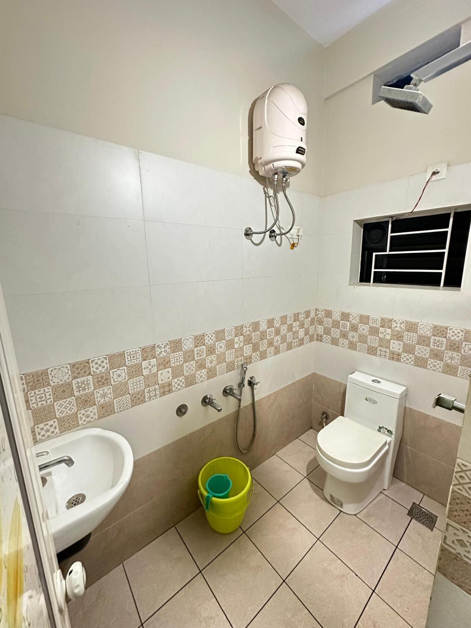 Zahir Residency Hotel Kondotty Luaran gambar