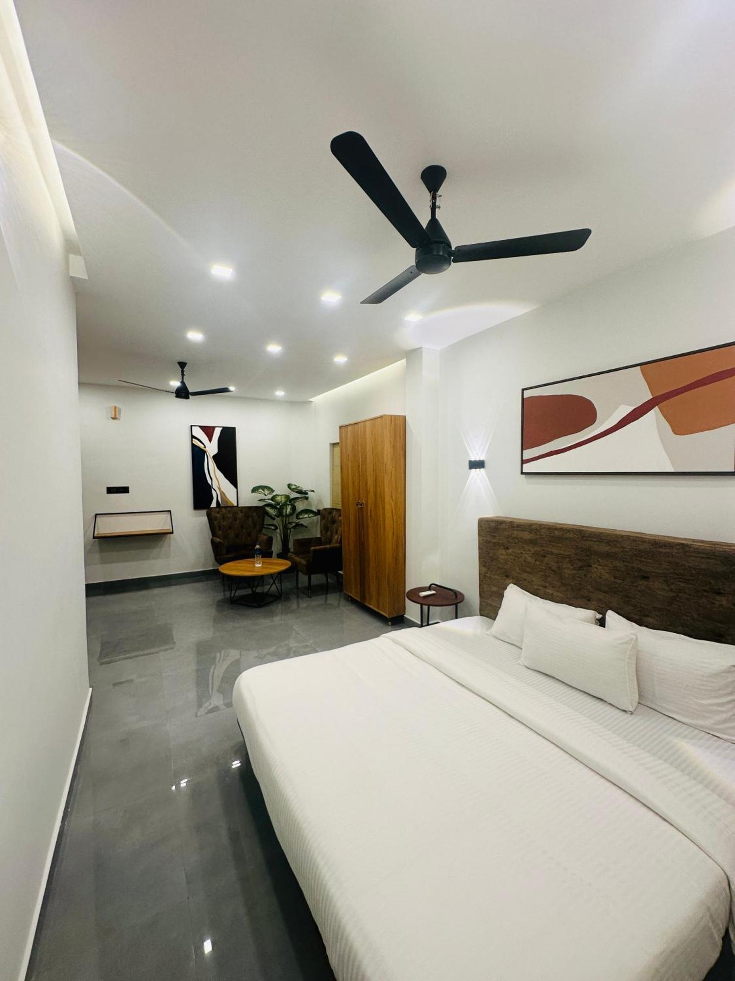 Zahir Residency Hotel Kondotty Luaran gambar